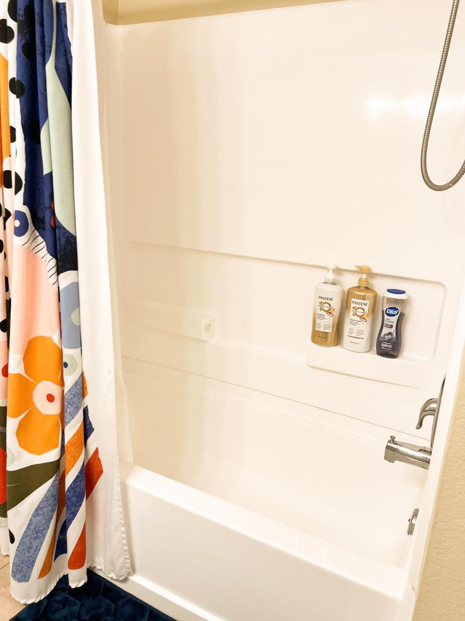 Stylish 2 Bedroom Near Ontario Airport フォンタナ エクステリア 写真